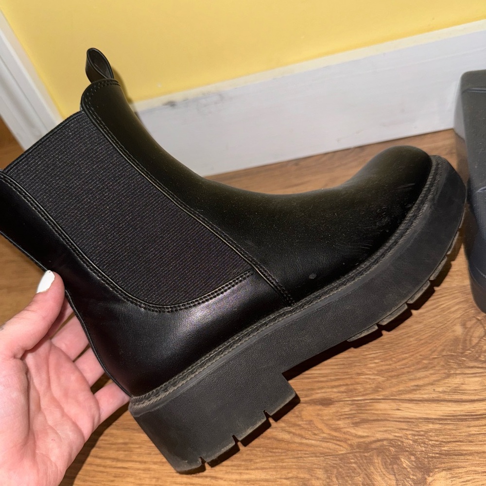 Black Boots